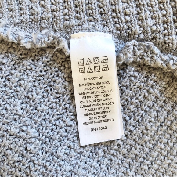 KAISELY cold shoulder frayed hem pull-over sweater - Picture 7 of 7